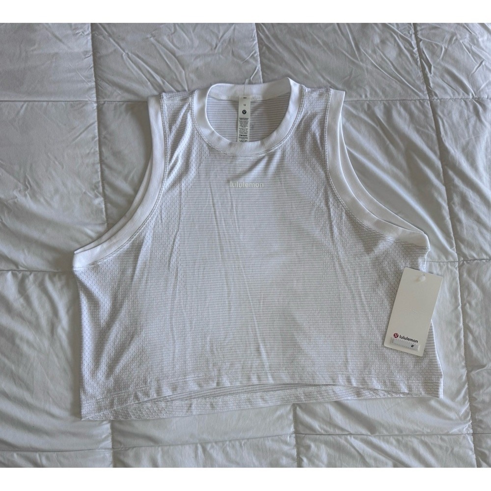 Lululemon SWIFTLY HIGH LOW CROPPED TANK TOP WHITE SIZE 12 Word Logo NWT